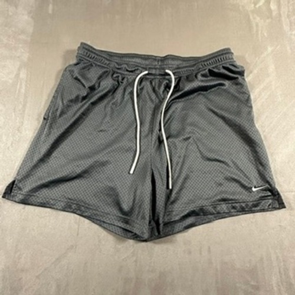 Nike Dri-FIT Mesh Training Shorts Mens Large Gray HV1880-065
